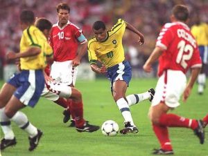 Passaporte Russia - O dia que Rivaldo calou a Dinamarca