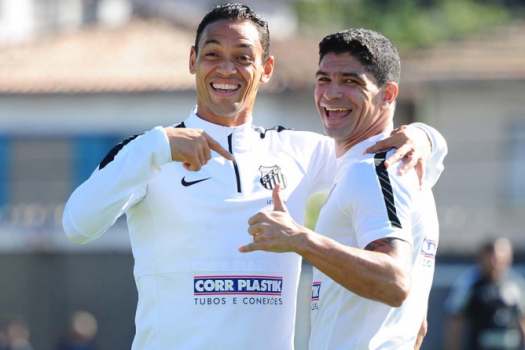 Pré Jogo: Santos enfrenta Sporting Cristal pela Libertadores 2017