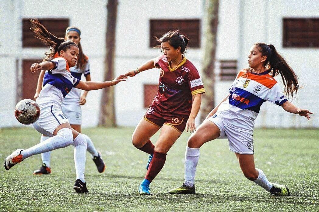 Conheça Beatriz Alice - Camisa 10 do Juventus da Mooca