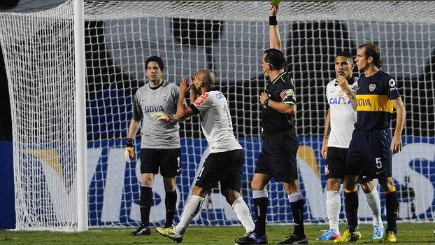 Clubes brasileiros e a "perseguição" ao futebol do Brasil