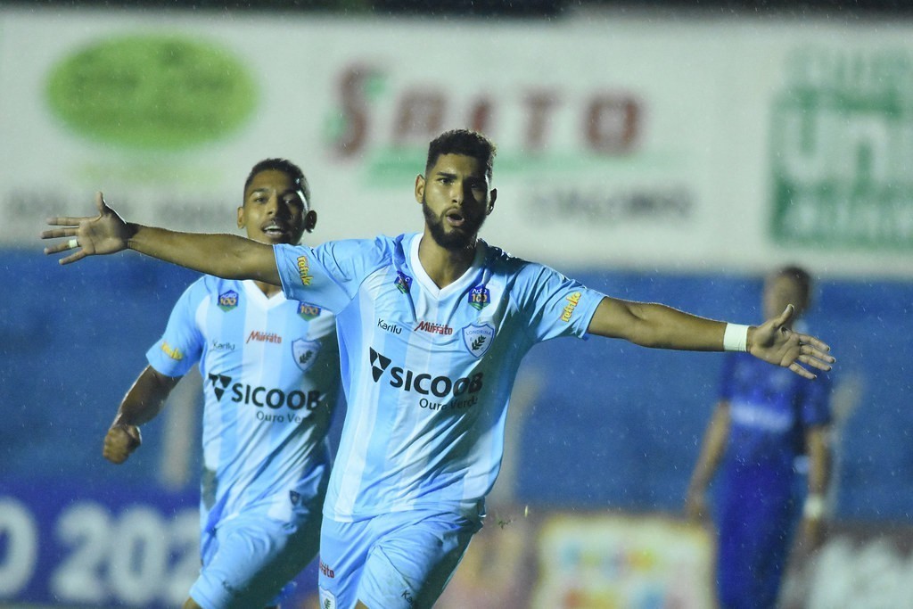 Pelo Grupo 1 da Copinha, Ponte e Londrina goleiam e garantem ponta da tabela