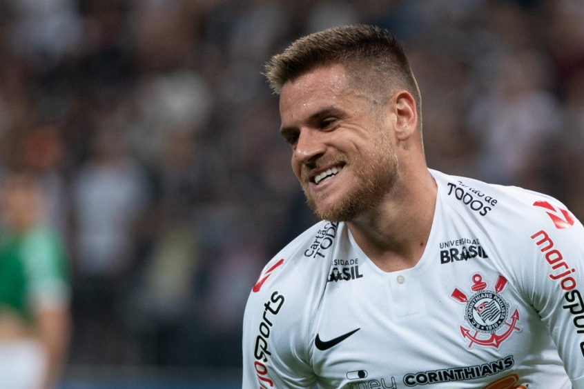 Parabéns, “Pequeno Gigante”! O meia Ramiro completa mais um ano de vida