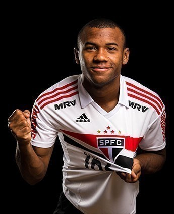 Luan é inscrito no Paulistão após rumores de saída