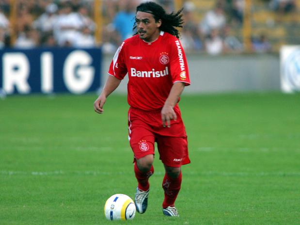 Perdigão, o jogador raiz, completa 43 anos