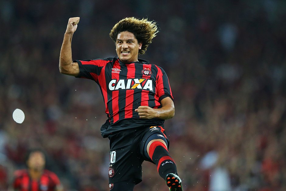 De volta ao Uruguai! Felipe Gedoz acerta com Nacional