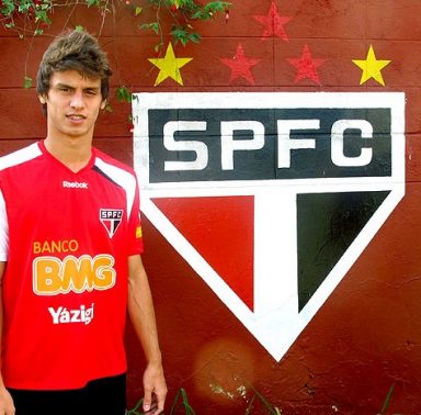 Parabéns, Rodrigo Caio! Super zagueiro completa 27 anos