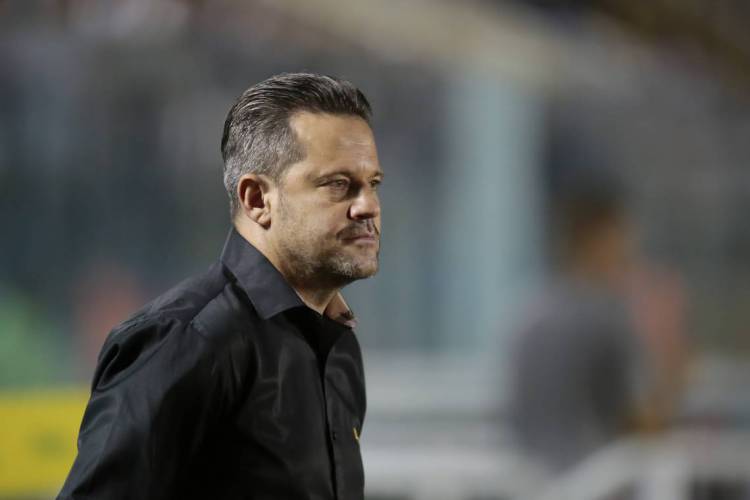 Argel Fucks é demitido do CSA após quatro jogos