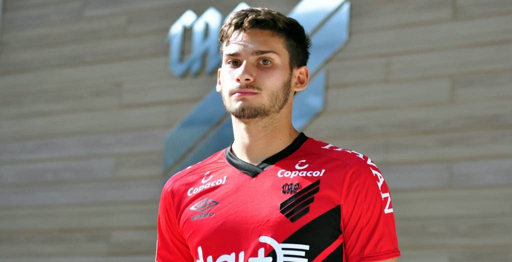 Athletico Paranaense anuncia rescisão com Juan Manuel Boselli