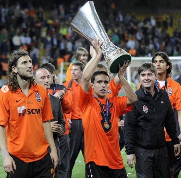 Parabéns Jadson! O vitorioso meia completa 37 anos