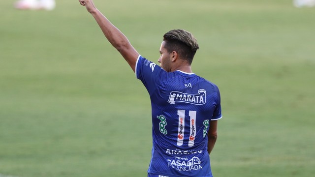 Confiança surpreende Náutico nos Aflitos e se afasta da zona de rebaixamento da Série B