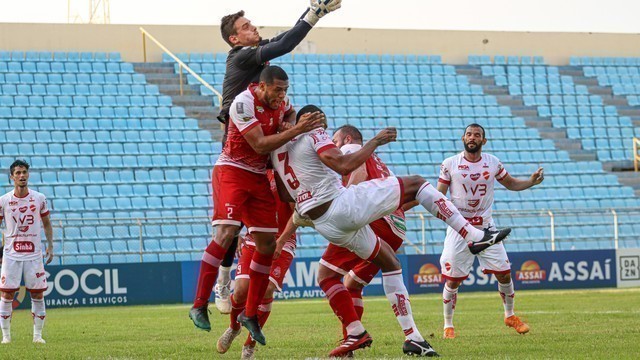 Vila Nova bate lanterna Imperatriz de virada e recupera vice-liderança