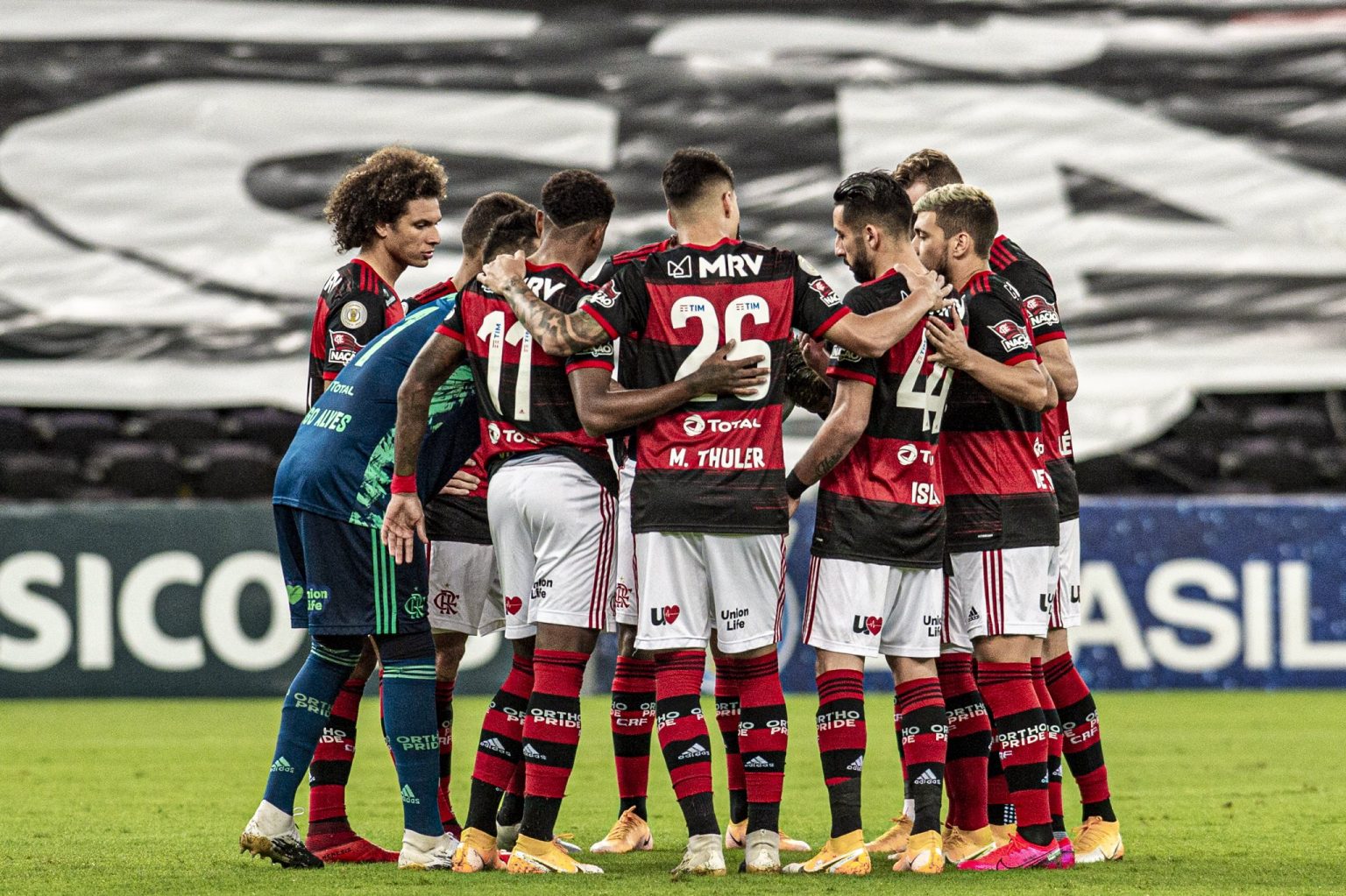 Flamengo lembra versão 2019 e bate o Coritiba no Brasileirão Série A 2020