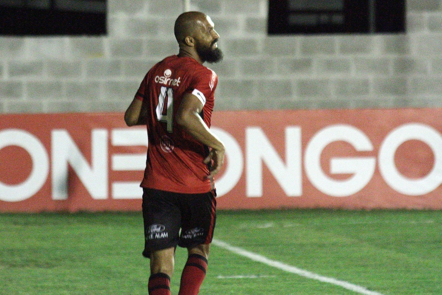 Brasil de Pelotas vence CRB pela Série B
