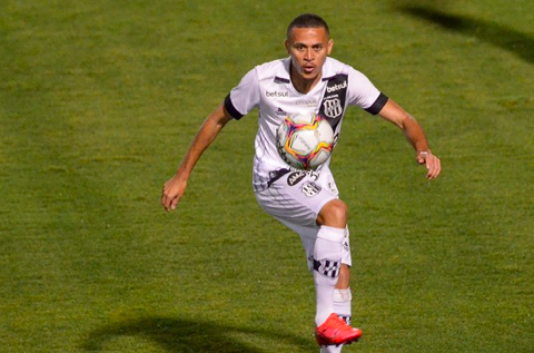 João Paulo deixa Ponte Preta para reforçar o Fortaleza