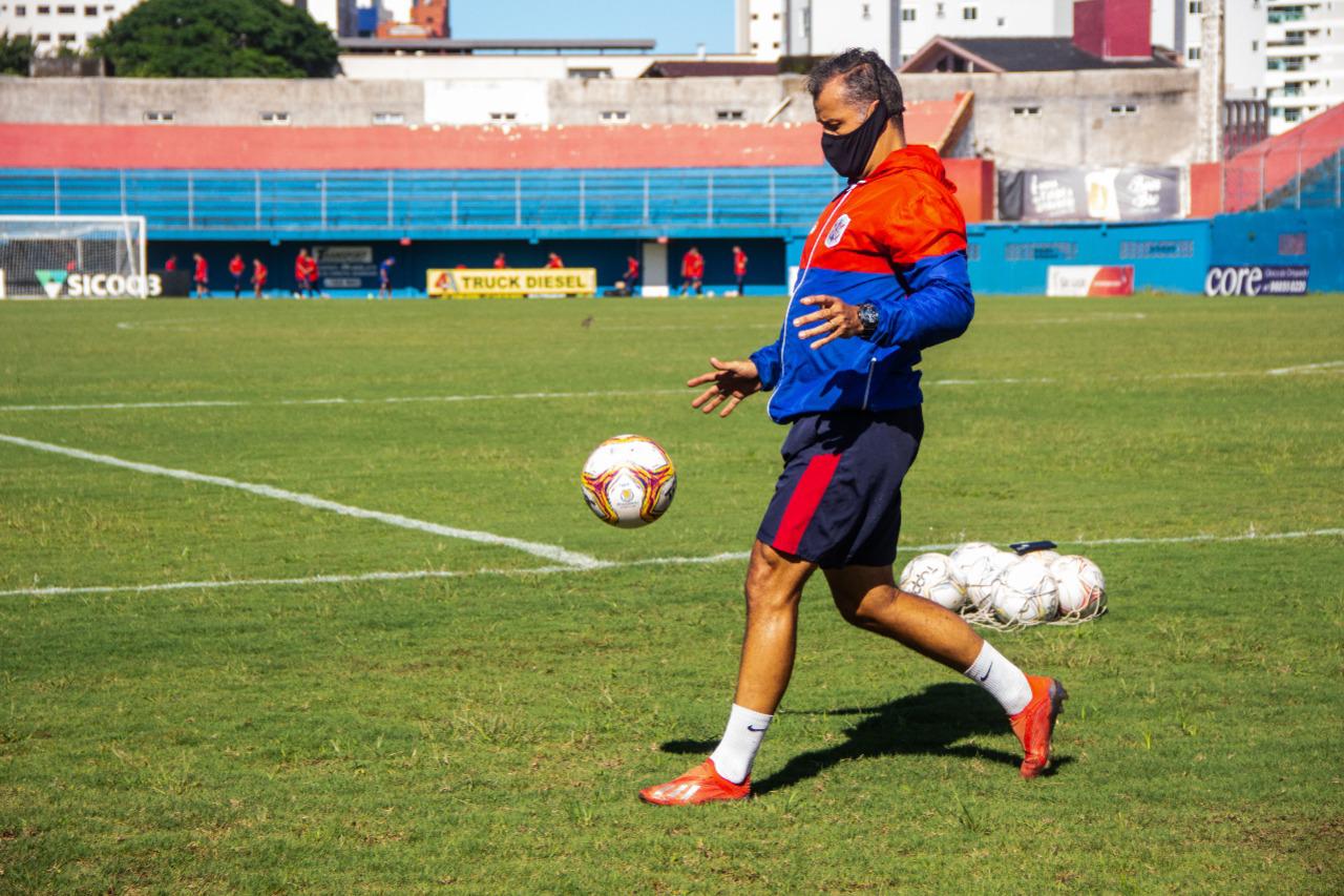 Preparador de goleiros do Marcílio Dias valoriza classificação da equipe e exalta temporada de Belliato