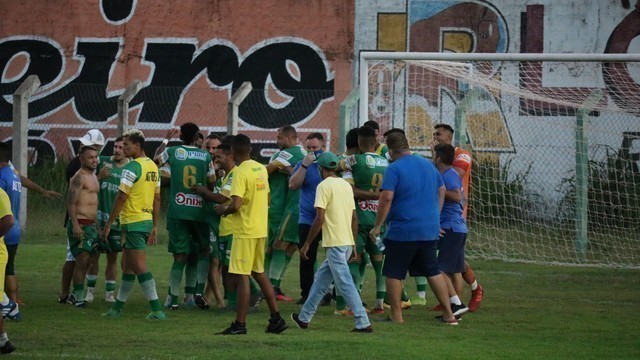 Altos-PI volta a empatar com Salgueiro e, nos pênaltis, avança às quartas de final da Série D
