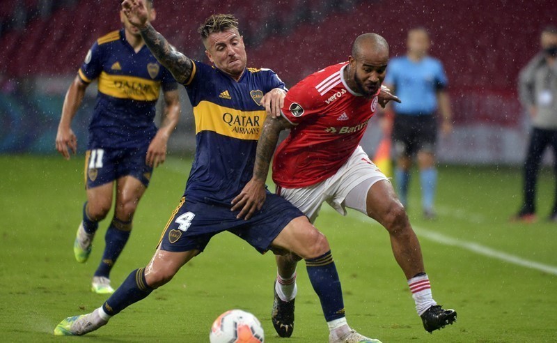 Internacional joga melhor, perde nos pênaltis para Boca Juniors e dá adeus à Libertadores