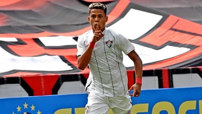 Fluminense vence o Athletico-PR fora de casa e conquista o Campeonato Brasileiro Sub-17