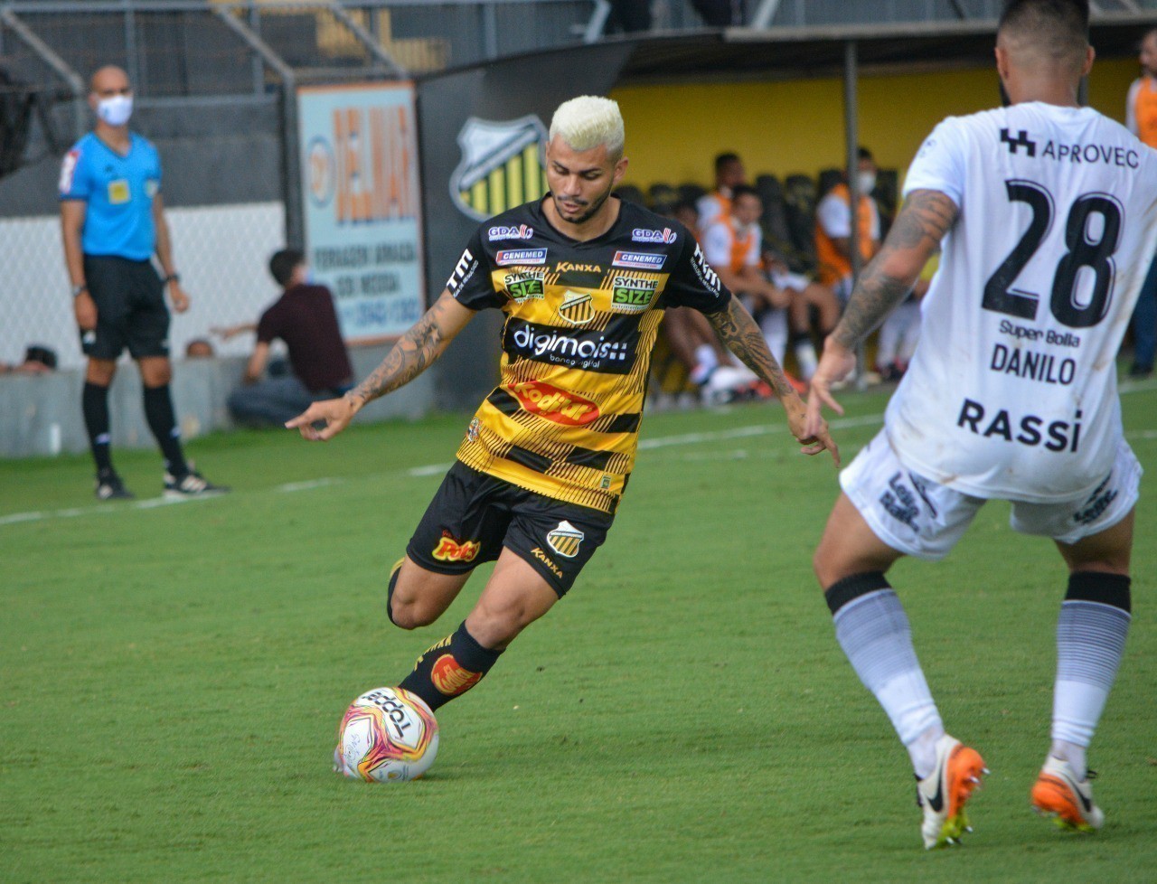 Novorizontino atropela Goiânia e garante vaga nas quartas de final da Série D