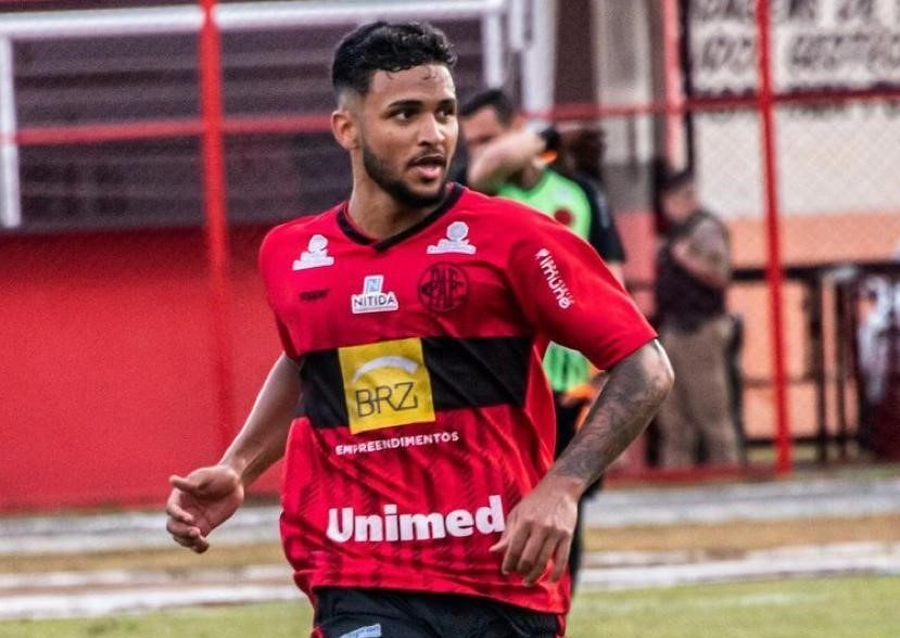 Pedro Vitor foca na temporada de 2021