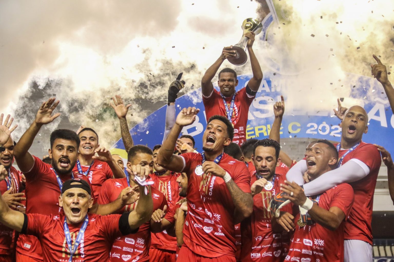 Vila Nova: de lanterna da Série B em 2019 a campeão da Série C em 2020