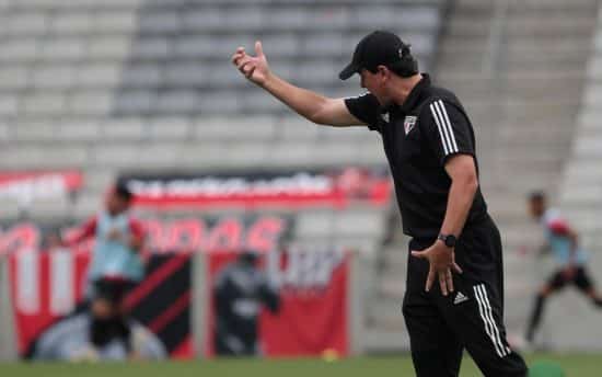 Futebol Apaixonante #2: Diniz pressionado, Corinthians volta a vencer, e Palmeiras perde para o Flamengo