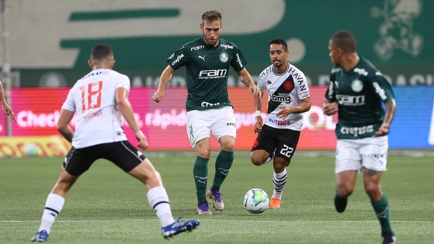 Palmeiras e Vasco empatam em jogo atrasado da primeira rodada do Brasileirão