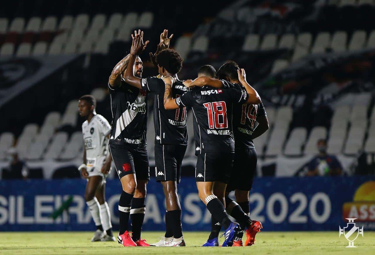 Vasco vence o Botafogo e segue na luta contra o rebaixamento no Brasileirão