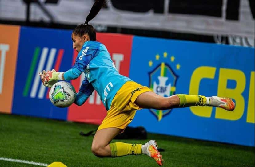 Jully Silva é a 6ª palestrina a ter o contrato renovado