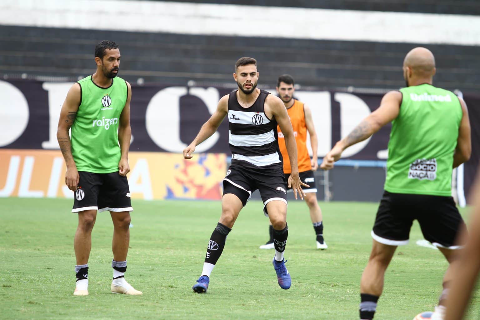 XV define novo preparador de goleiros