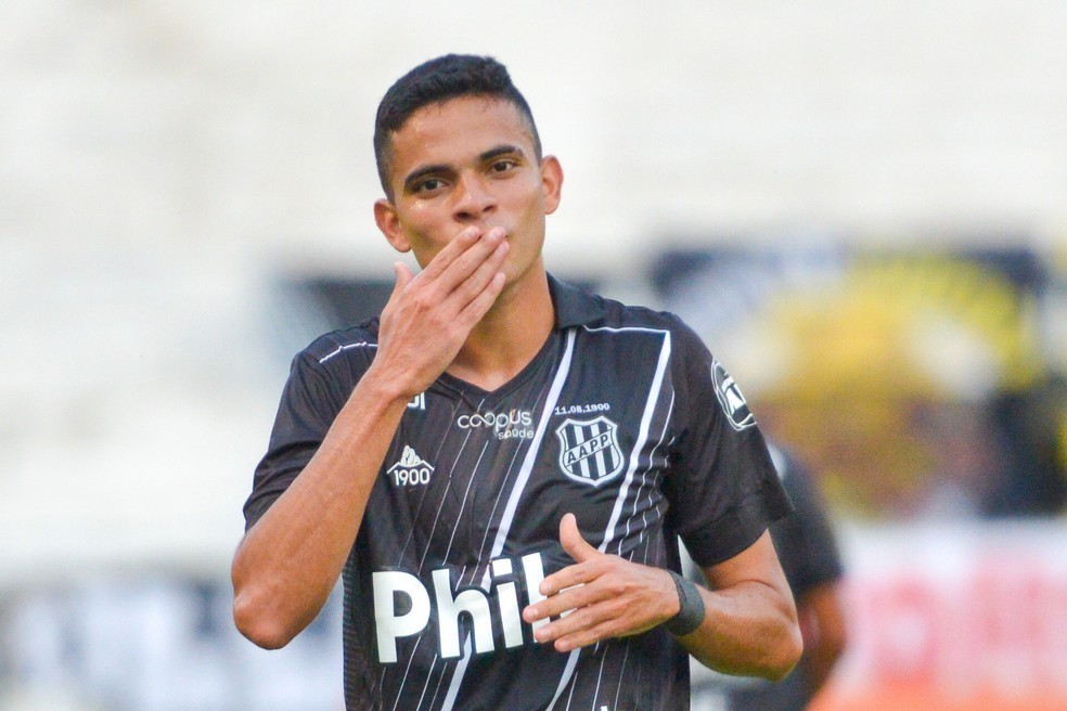São Paulo acerta contratação de destaque da Ponte Preta na Série B