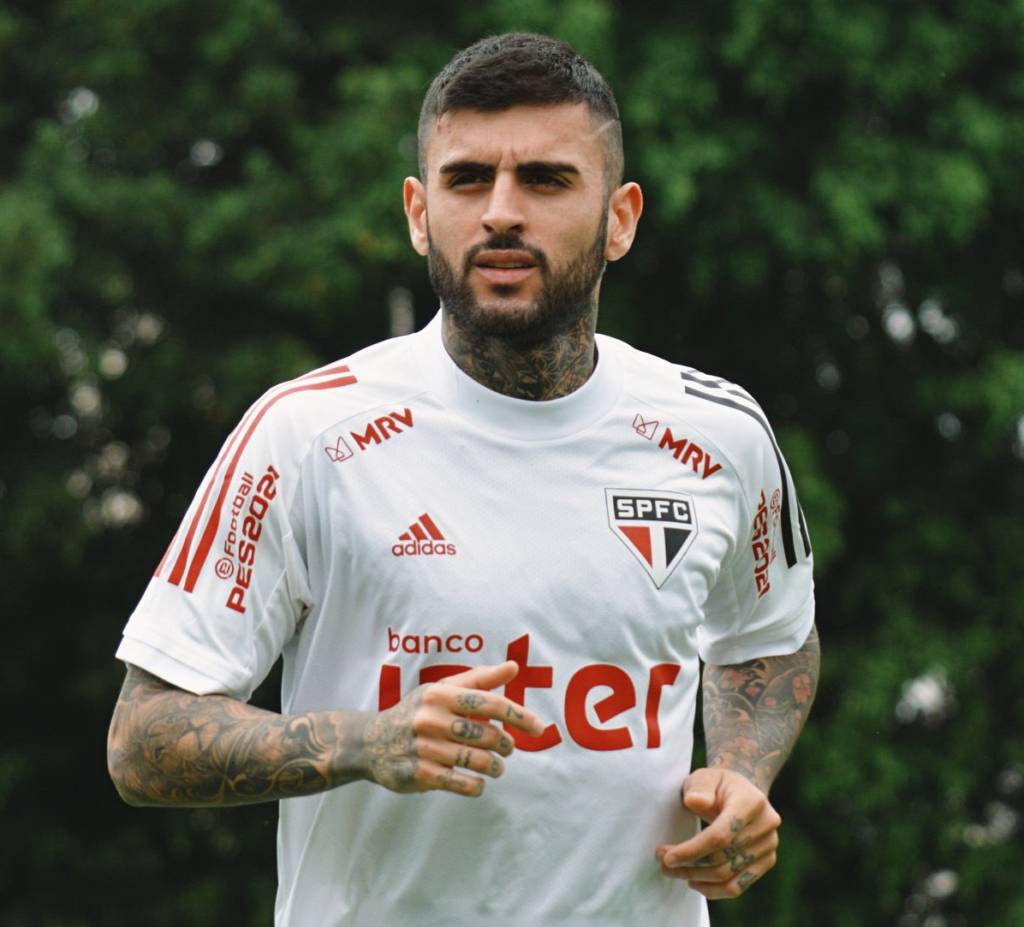 O último apaga luz! 11 jogadores saíram do São Paulo