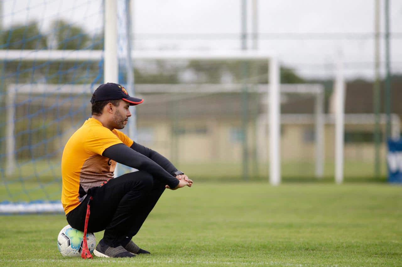 Jair Ventura comenta atuação do Sport em derrota para o Flamengo pela Série A