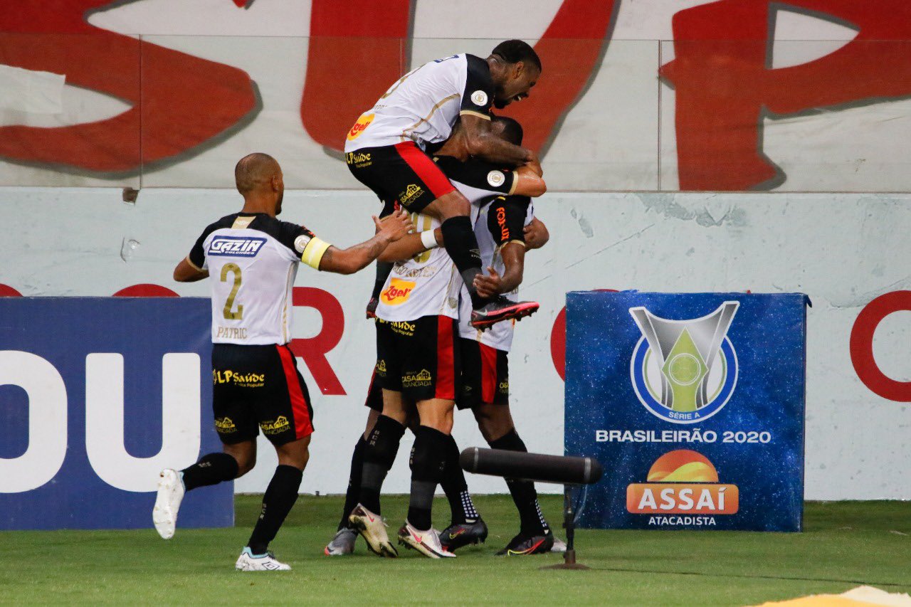 Sport surpreende Internacional no Beira Rio e encaminha permanência na Série A