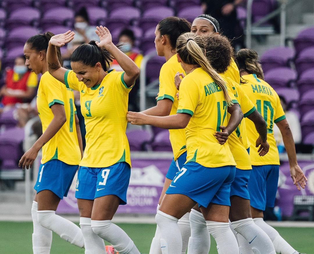 Seleção Brasileira Feminina faz estreia com vitória contra a Argentina no She Believes Cup