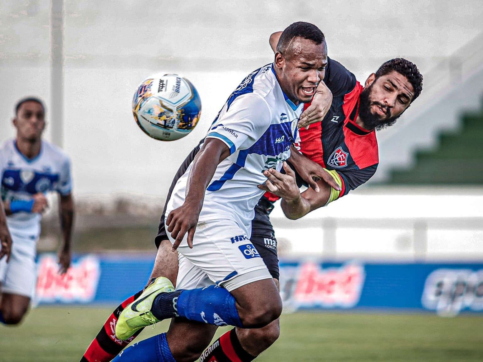 Confiança x Vitória como aconteceu – resultado, destaques e reação