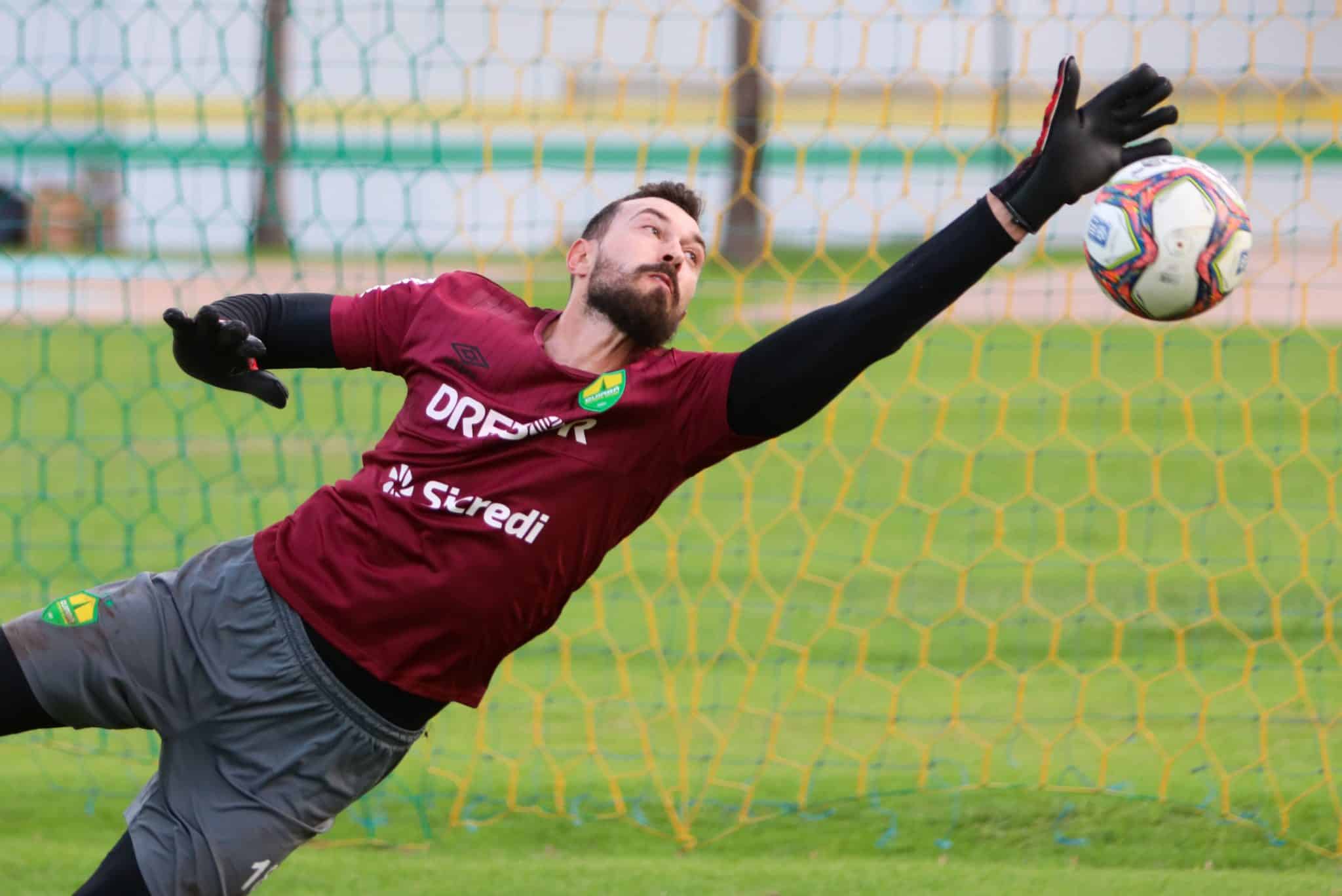 Cuiabá busca a quarta vitória no Estadual