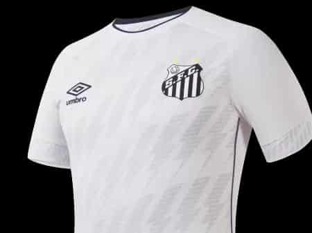 Santos lança novo uniforme para temporada 2021/2022