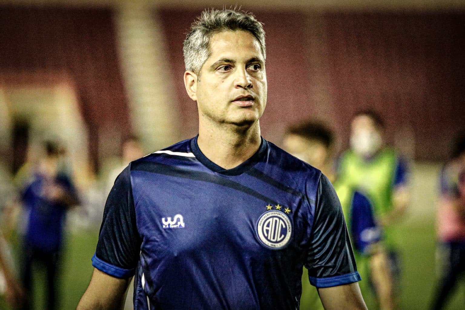 Rodrigo Santana avalia o jogo do Confiança: “Precisamos acertar mais o gol”