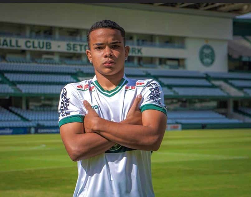 Coritiba planeja priorizar a formação dos atletas da base