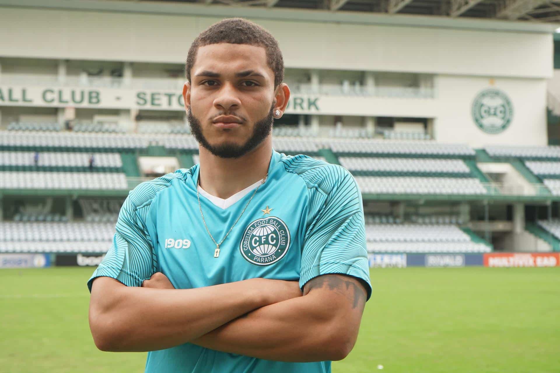 Coritiba planeja priorizar a formação dos atletas da base