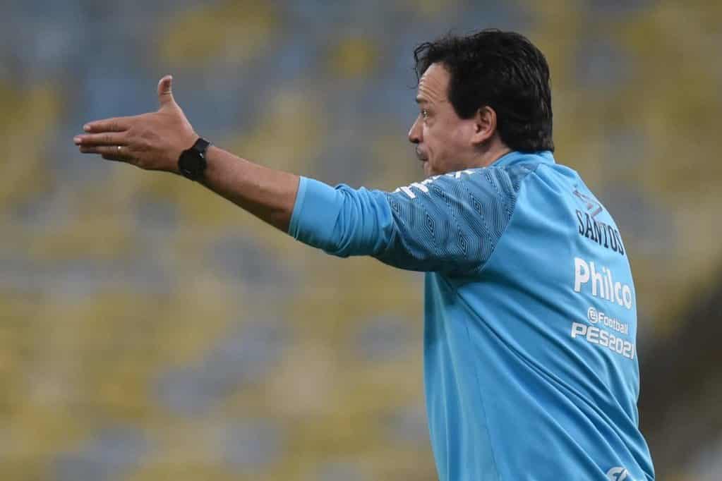 Fernando Diniz lamenta resultado: “Derrota dolorosa”