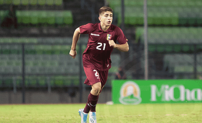 Andres Rueda confirma conversas com “Messi Venezuelano”