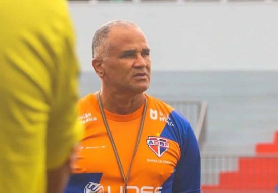Canindé avalia situação do Bahia de Feira na Série D