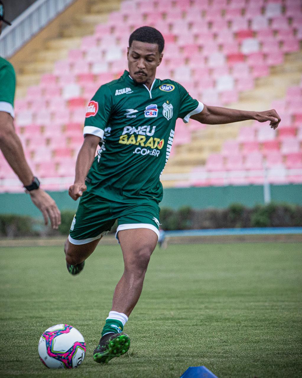 Wandinho se firma na equipe titular do Uberlândia