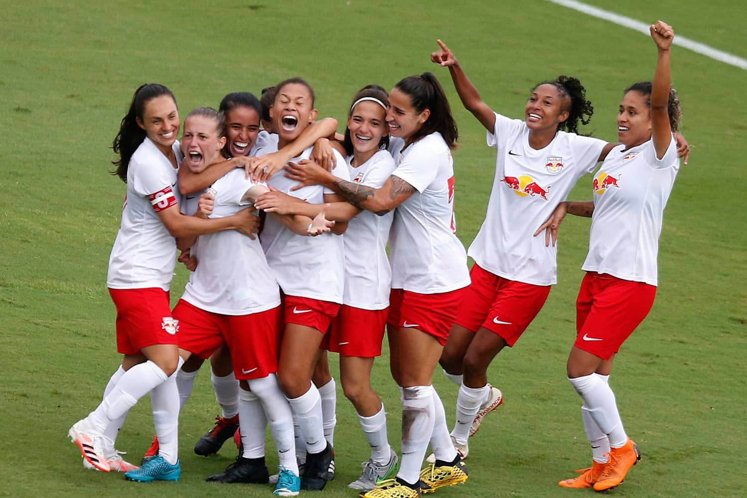 Feminino A2: RB Bragantino enfrenta o Vila Nova-ES