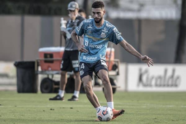 Wagner Leonardo elogia Diniz e afirma estar de volta em casa