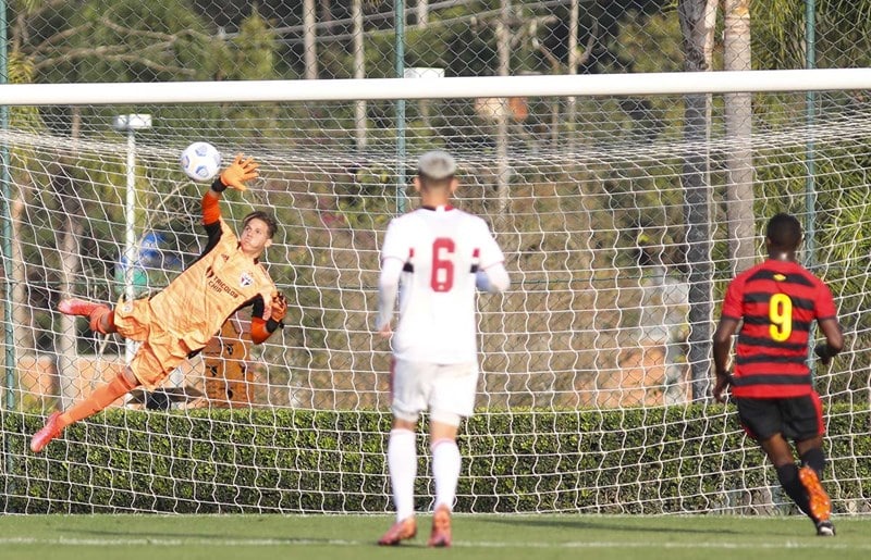 Felipe Carneiro celebra vitória do São Paulo no Sub-20