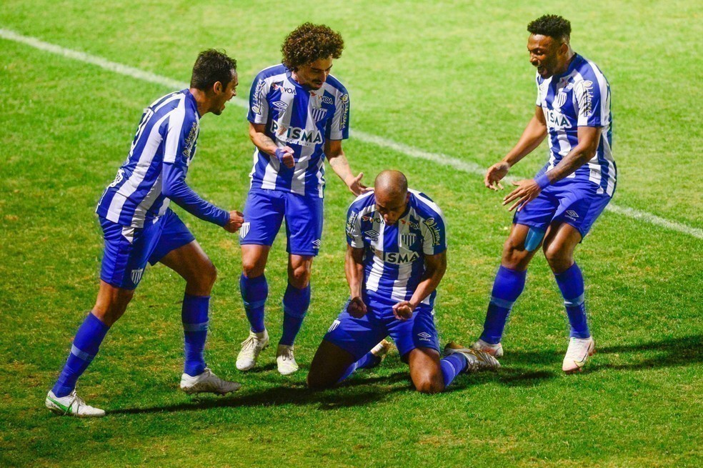 Avaí x Operário-PR como aconteceu – resultado, destaques e reação