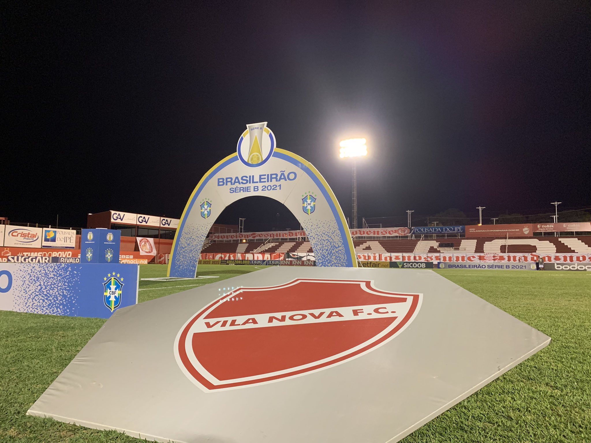 Vila Nova tenta melhorar aproveitamento em casa na Série B; veja números